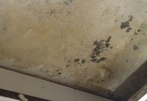 蠡县阳台漏水维修公司分享下蠡县卫生间渗水维修需要注意哪些问题。